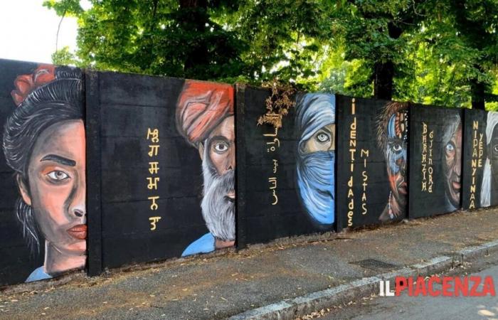 «El mural celebra el encuentro entre diferentes culturas»