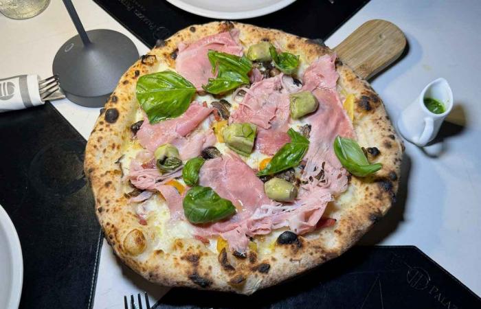 Las 16 mejores pizzas caprichosas de Nápoles, Caserta, Salerno