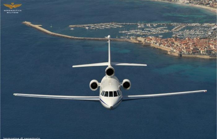 Transporte sanitario urgente de Cagliari a Génova para un Falcon 50 del ala 31