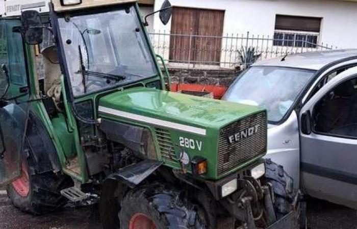 Dos accidentes con heridos en Val di Non, colisión entre un coche y un tractor en Denno: la ambulancia aérea también interviene – Noticias
