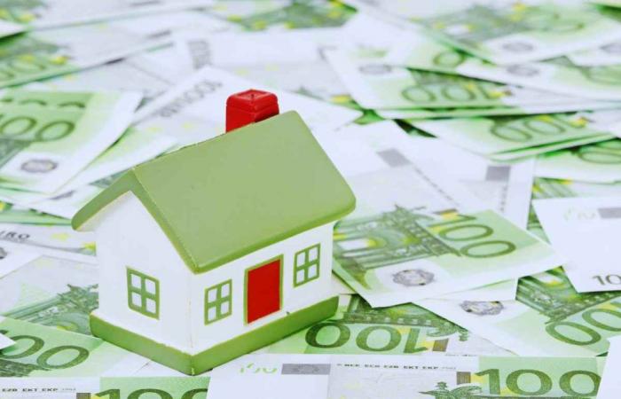 La cuota hipotecaria cae, se avecinan recortes: se ahorra mucho