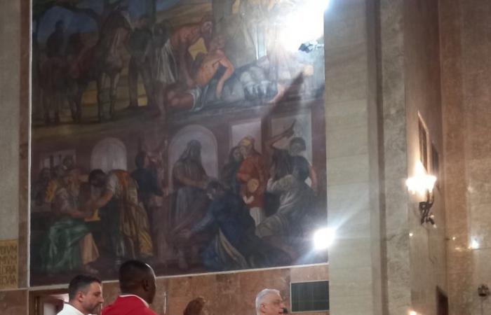 Parroquia del Sagrado Corazón, en Sassari: celebración eucarística con la administración del sacramento de la Confirmación – Arquidiócesis de Sassari