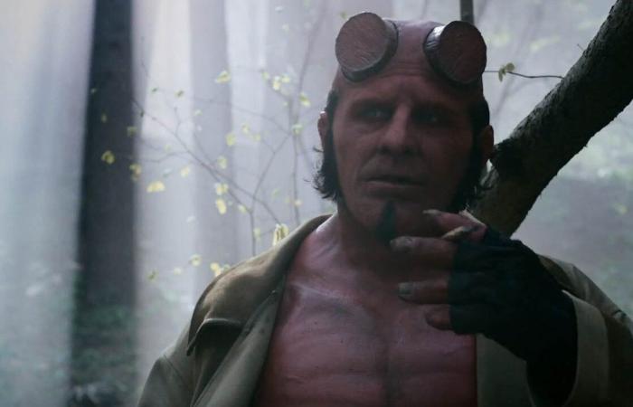 Hellboy está verdaderamente irreconocible en el tráiler del nuevo reboot: The Crooked Man