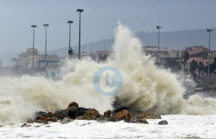 Mal tiempo: tormentas y fuertes vientos también llegan a Calabria, 9 regiones en amarillo