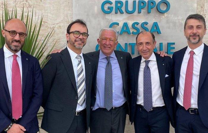 Los dirigentes del Bcc Monte Pruno en Palermo para la inauguración de una nueva sede de Sicilbanca