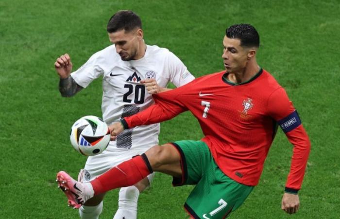 Ronaldo vuela a cuartos de final tras penales EN VIVO