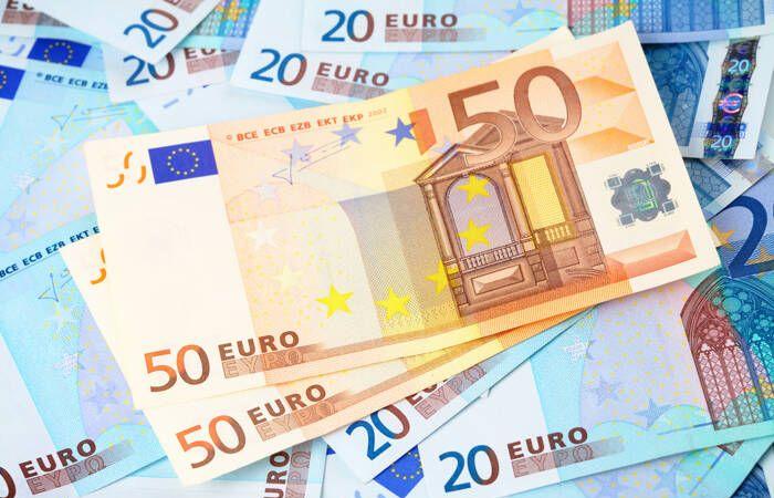 El euro-dólar bajo presión tras la esperada caída de la inflación en la eurozona