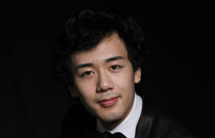 el talento ilimitado del Sr. Yuanfan Yang entre el repertorio y las creaciones extemporáneas