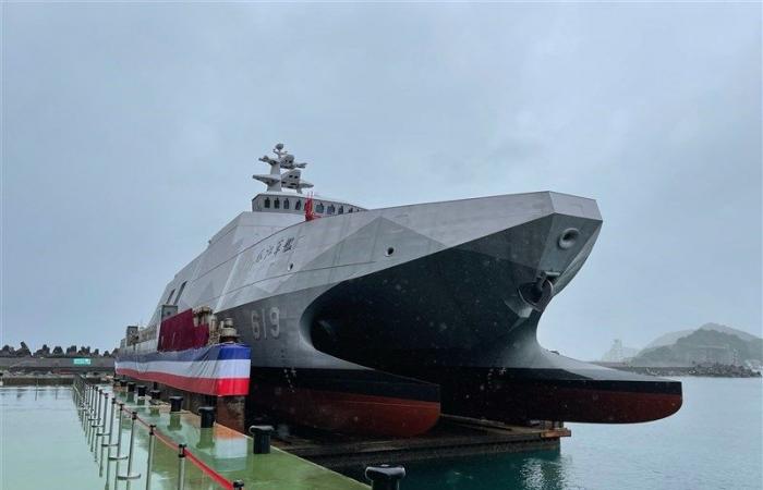 Taiwán pone en servicio dos nuevas corbetas ‘destructoras de portaaviones’