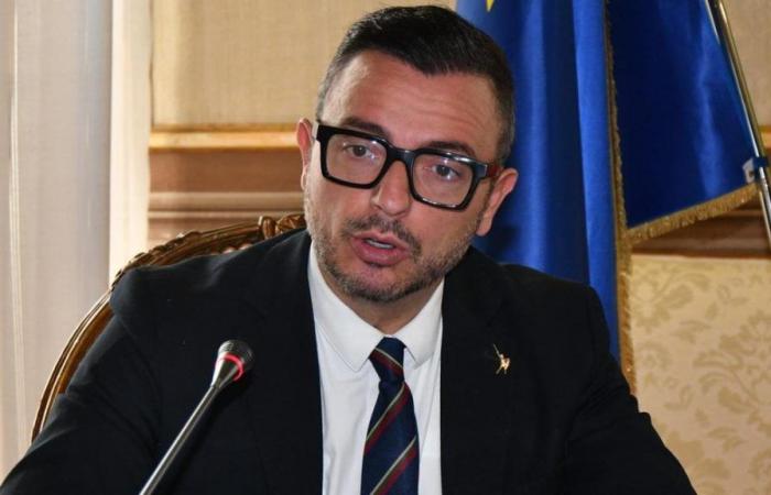 Consejo, Zattini todavía piensa en Mezzacapo como presidente