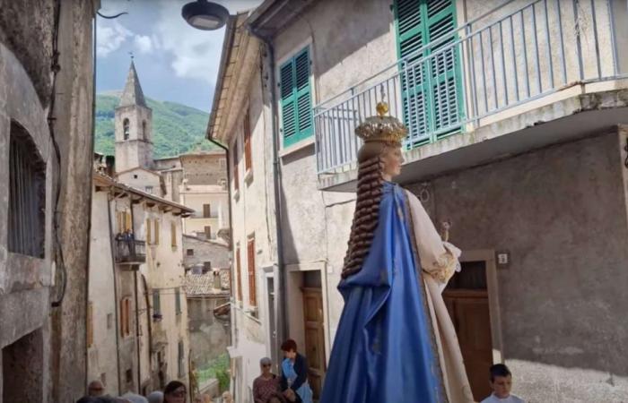 El 2 de julio, en Abruzzo, se celebra la Madonna delle Grazie.