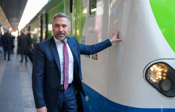 “En Lombardía, más del 80% de los trenes llegan puntuales”