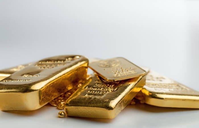 Los precios del oro se encuentran en la parte inferior del rango de las últimas 12 semanas, a la espera de una reacción