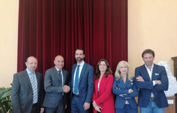 “1 millón de euros del Ayuntamiento para la crisis del agua en Messina”