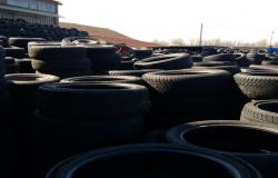 En Turín se procede a la eliminación de 800 toneladas de neumáticos incautados