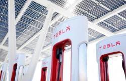 Tesla recorta los precios de carga del Supercharger, ahora a 9,99 euros al mes