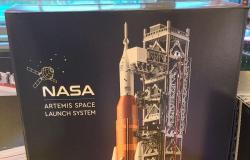 Se revela el sistema de lanzamiento espacial Artemis de la NASA LEGO Icons 10341