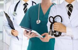 Jornada de prevención, los médicos internistas visitan gratuitamente la plaza de Crotona