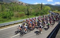 Giro Mediterraneo en Rosa, el gran ciclismo llega a Terzigno y a los países del Vesubio