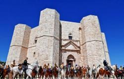 Desde Castel del Monte, a caballo por los parques de Puglia, Lucania y Calabria