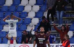 Cosenza vuelve a ganar después de dos meses: 0-4 en Reggiana y la salvación está más cerca