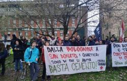 Bolonia. La junta del PD “dialoga” sólo consigo misma