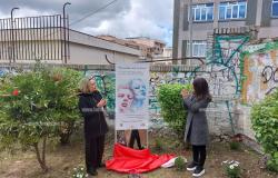 Un jardín para mujeres víctimas de violencia a nombre de Loredana Scalone en Catanzaro, asesinada por su pareja en 2020