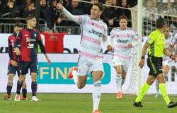 Cagliari se escapa dos veces en los penaltis, la Juve iguala con un gol en propia meta. La Lazio pasa contra el Génova