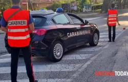 Se desplaza entre Las Marcas y Lombardía por motivos de trabajo, la policía encuentra cocaína en su cartera: un hombre de 35 años en problemas