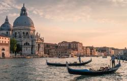 Empieza la tasa de acceso, Venecia se pagará a partir del 25 de abril — idealista/noticias