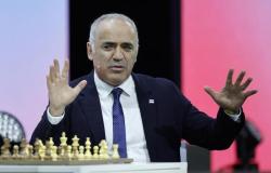 Rusia, el campeón de ajedrez Kasparov arrestado en ausencia – Noticias de última hora