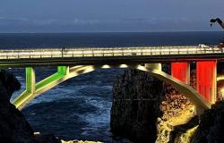 El Ponte del Ciolo se pinta de blanco, rojo y verde para la inauguración