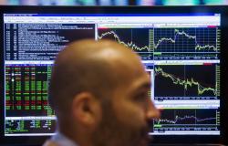 La bolsa estadounidense se desploma lastrada por Meta y datos económicos de Reuters