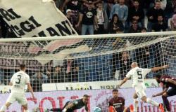 Palermo, cambio en el banquillo y goles de Brunori para asegurar el repechaje