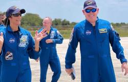 Los astronautas de la NASA llegan a Florida antes del lanzamiento del Boeing Starliner a la ISS