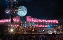 Muchas estrellas de la música mundial en concierto con Andrea Bocelli en el Teatro del Silenzio