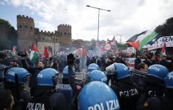 Roma, alta tensión el 25 de abril: insultos y lanzamiento de objetos entre la Brigada Judía y los manifestantes pro palestinos – El vídeo