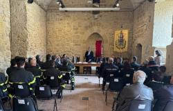 Salemi elogia a la Policía Municipal, los Carabinieri y los Bomberos por salvar a un hombre del suicidio