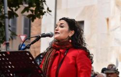 El discurso del profesor calienta la plaza del 25 de abril en Pavía: «Las cuentas con el fascismo nunca se han resuelto del todo»
