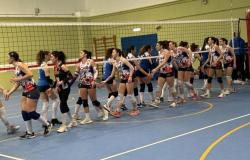 Quince Molfetta – Voleibol femenino. El Dinamo CAB Molfetta busca los primeros puntos en estos playoffs de ascenso: el ASD Aurora Volley Brindisi llega el domingo al Pala Poli