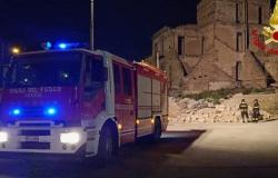 Villagrazia di Carini, un edificio se incendia: la policía está investigando