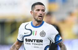 Napoli, encuesta para Sensi del Inter. Su contrato está por expirar (TMW)