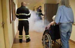 Simulación de incendio en una residencia de ancianos, primer día de “Ageless Citizenship”
