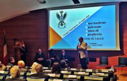 La conferencia ”Nanomedicina, diagnóstico molecular e innovaciones quirúrgicas en la lucha contra los tumores” en Lecce