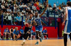 Quince Molfetta – Virtus Basket Molfetta gana el primer partido contra la Sala Consilina e inaugura la primera serie como no podría haberlo hecho mejor