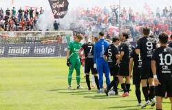 Serie D, Piacenza y Varesina golpeadas por el juez deportivo: fuertes sanciones económicas y prohibición de aficionados