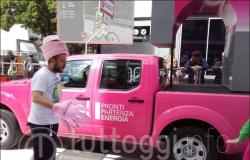 Giro de Italia, prohibiciones y recorrido de la Caravana Rosa en Foligno