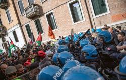 Tensiones y enfrentamientos en la procesión de Roma, al menos seis heridos – Última hora