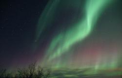 Tormenta solar más intensa de los últimos 20 años: auroras boreales visibles en Holanda ayer y hoy