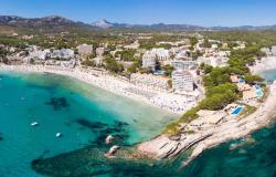 España: Mallorca recorta el número de plazas para turistas, es la primera vez